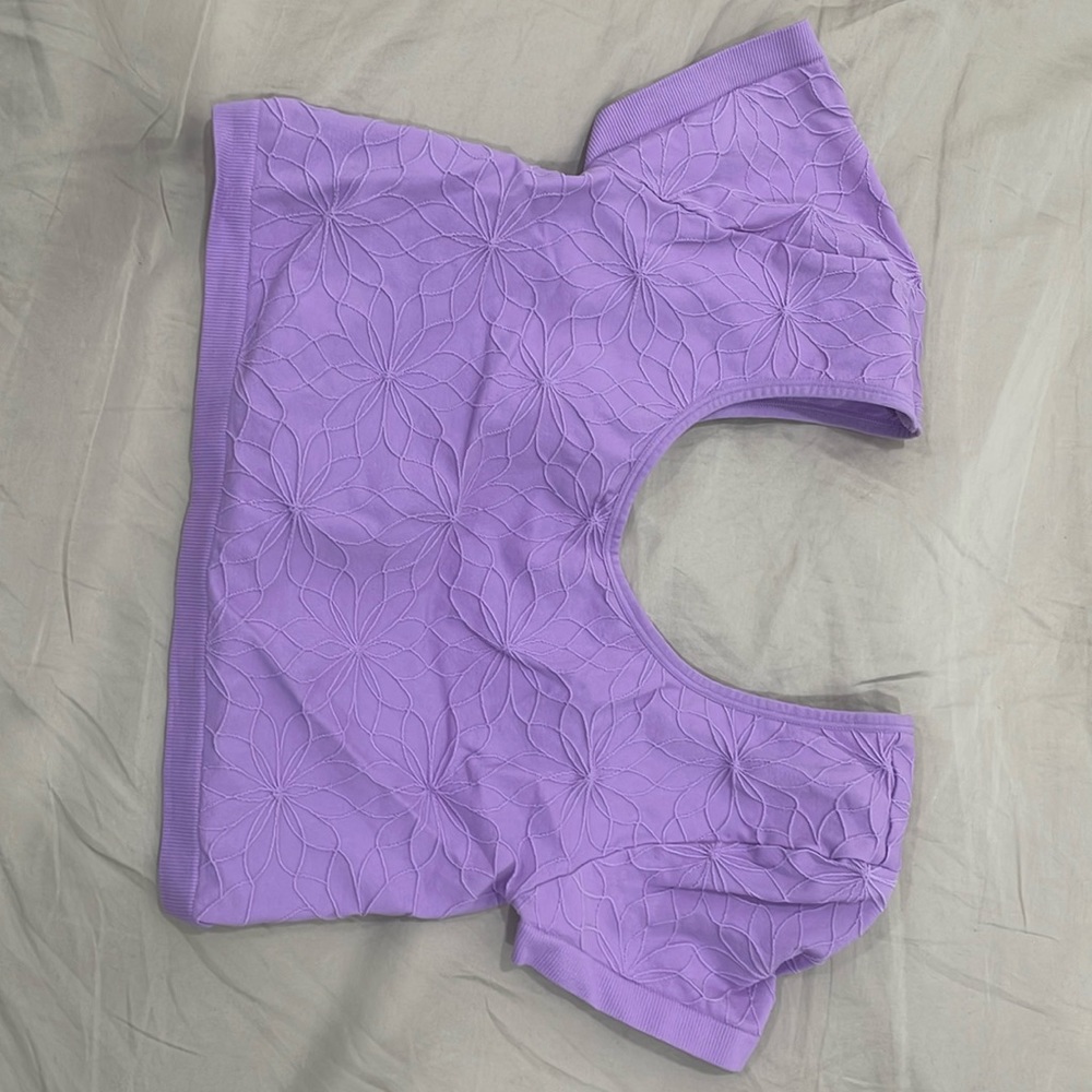 American Eagle crop top